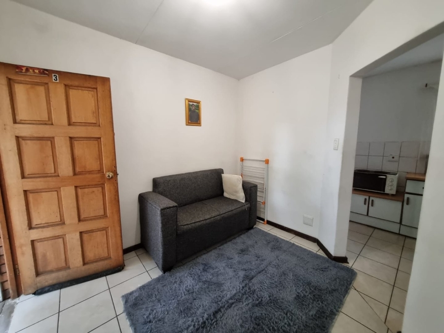 1 Bedroom Property for Sale in Willows Free State